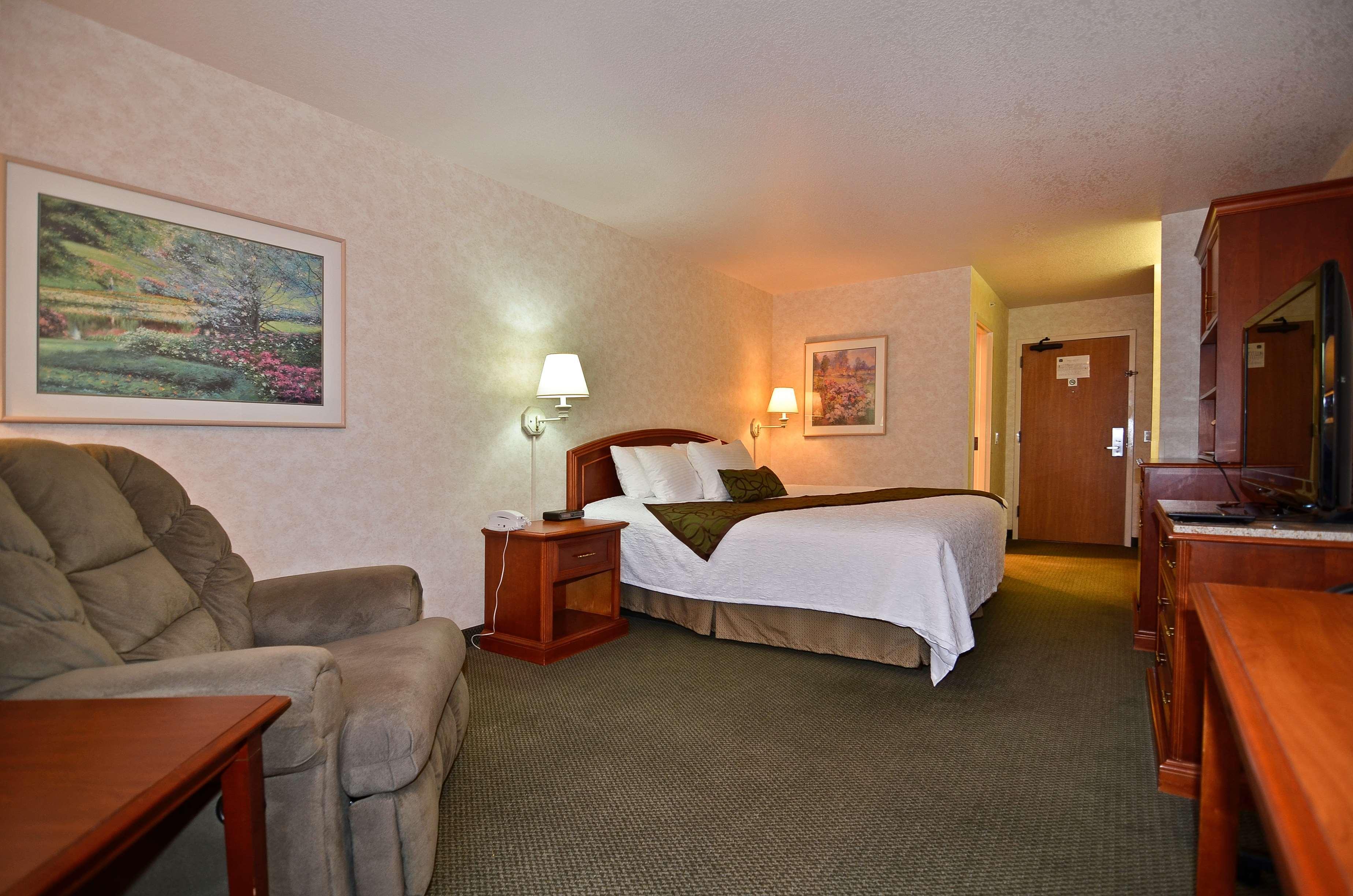 Best Western Plus Twin Falls Hotel Room photo